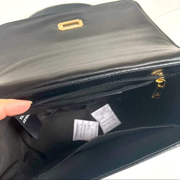 NWT Badgley Mischka Crossbody bag w/Square Gold Studs - Picture 6 of 11